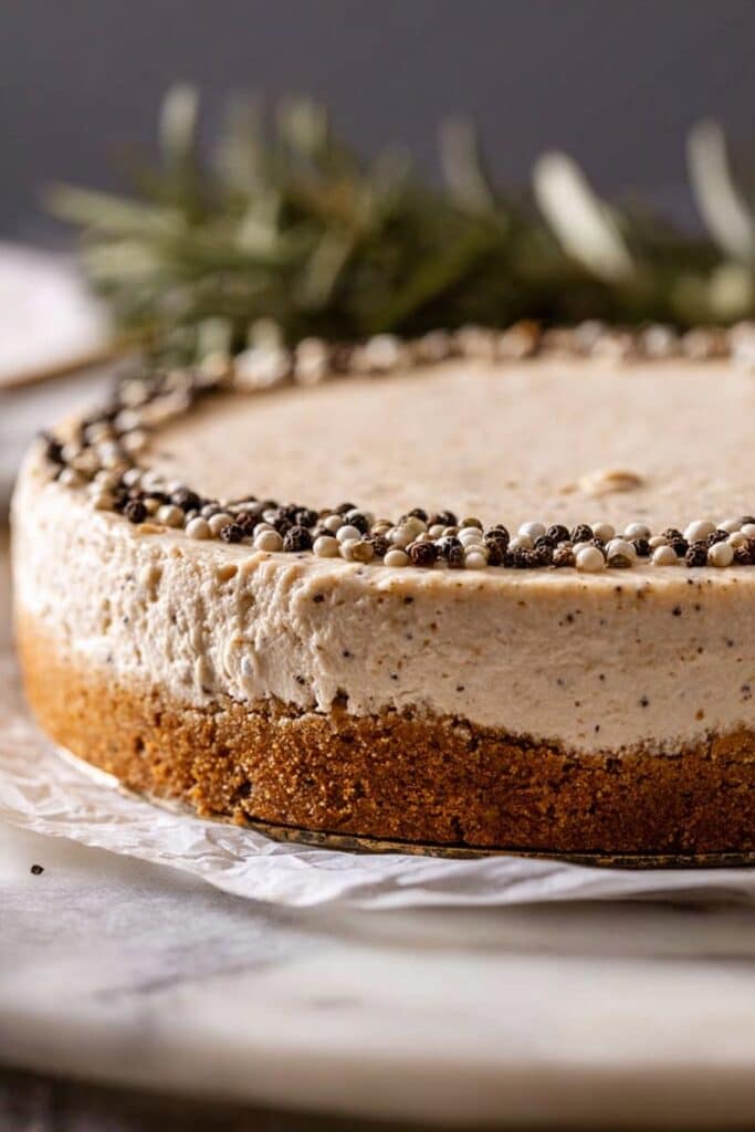 Easy No Bake Gingerbread Cheesecake Recipe