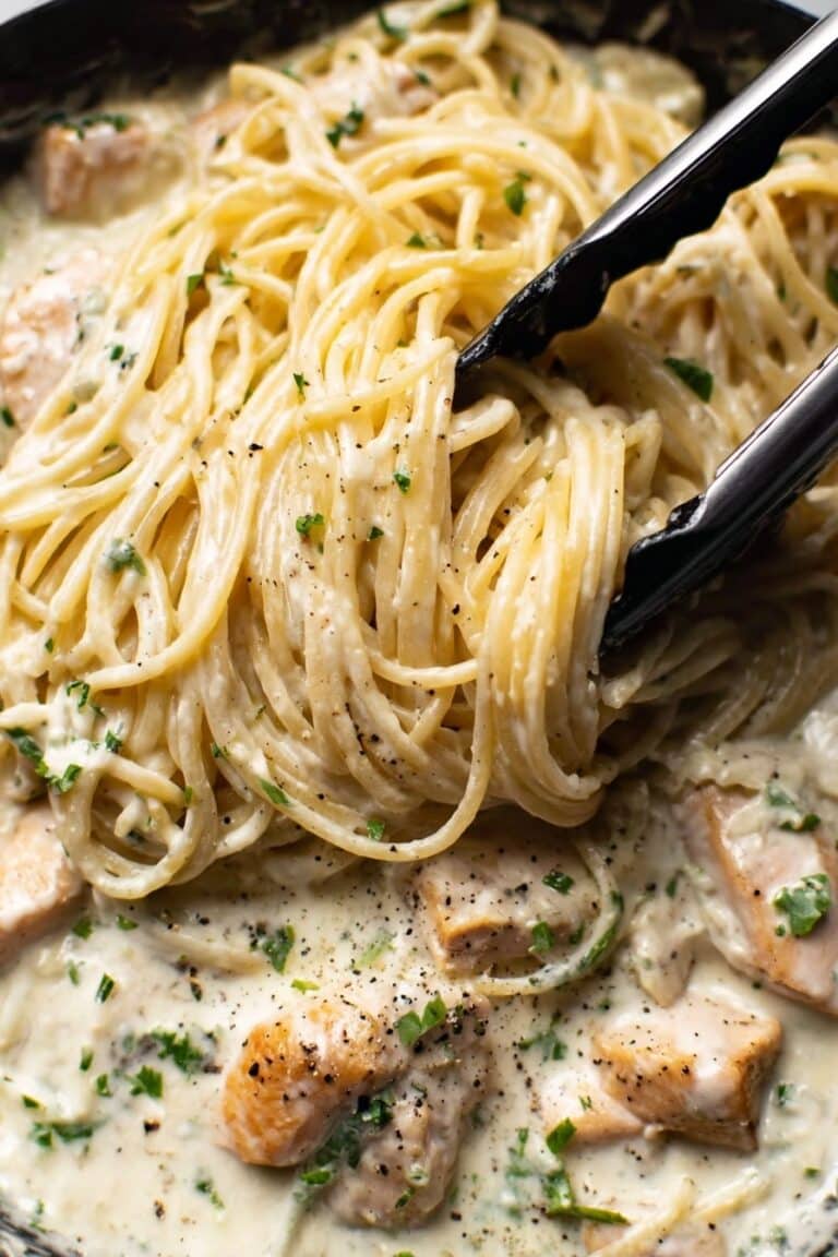 Creamy Garlic Salmon Pasta with Lemon and Parmesan Recipe